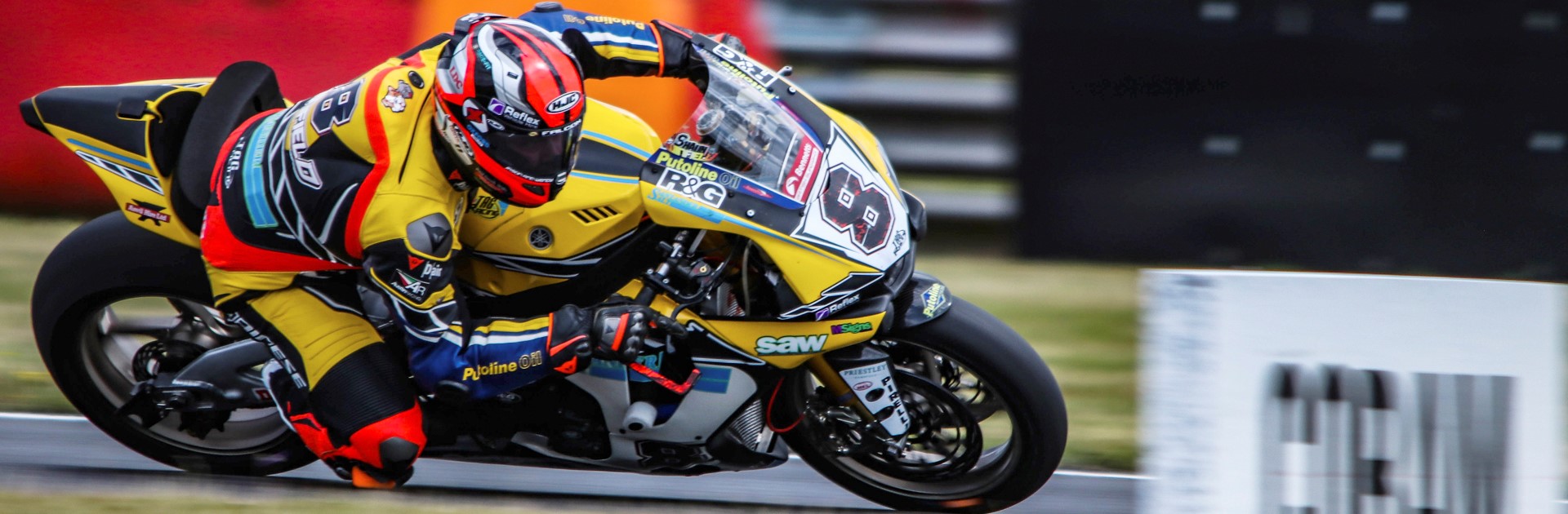 DQN DU QUESNE silder image MotorSportSlideshow-07.jpg 