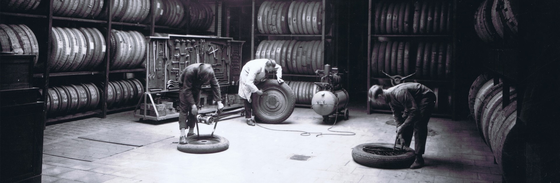 DU QUESNE tyre changers family history